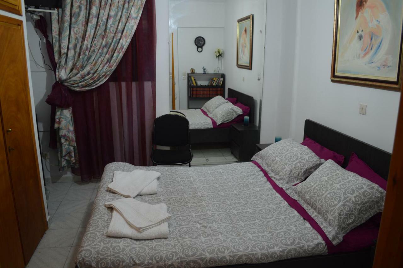 Apartment In The Center Of Aigio F Luaran gambar
